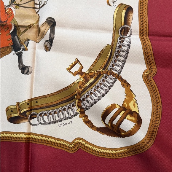 ⭐️NEW in Package Hermes Reprise Silk Scarf Equestrian⭐️ - Picture 7 of 10